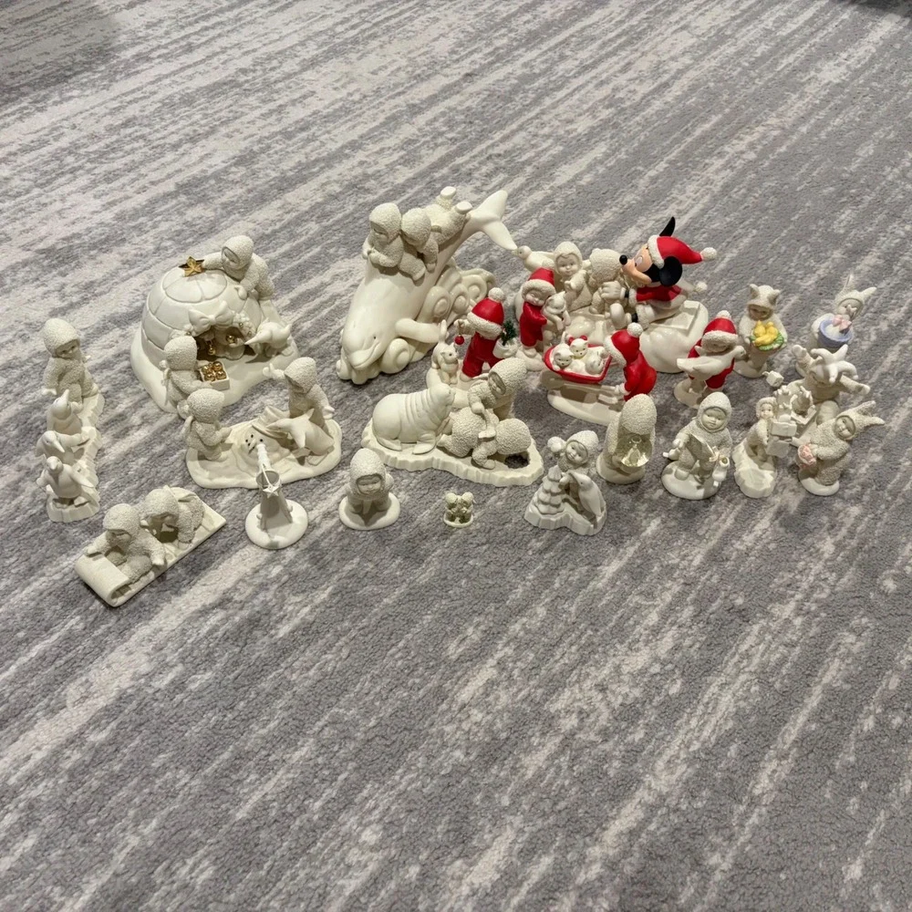 Dept 56 Snowbabies Figurine Lot 20+ Pcs Disney Mickey Mouse Igloo Dolphin Walrus